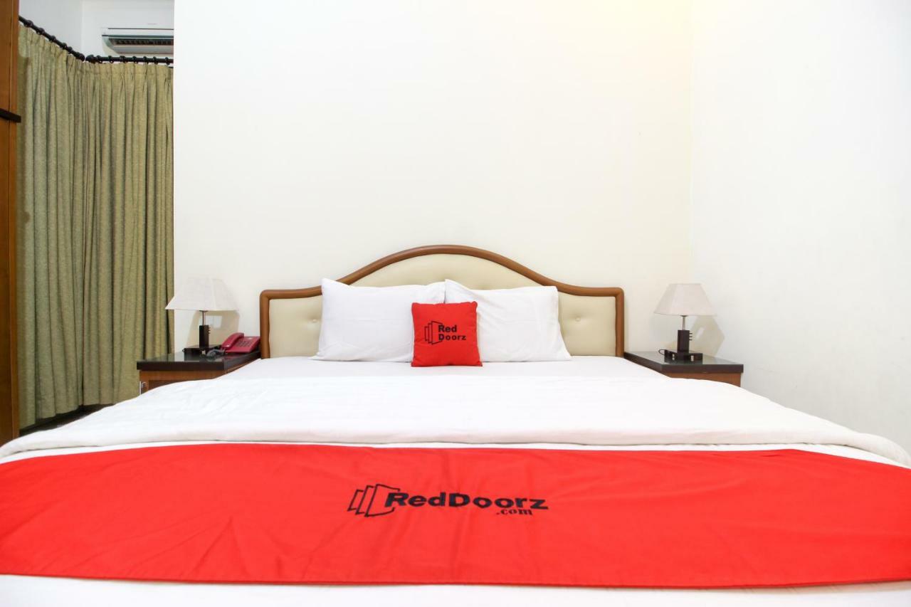 Reddoorz Plus @ Tegal Panggung Yogyakarta Exteriör bild
