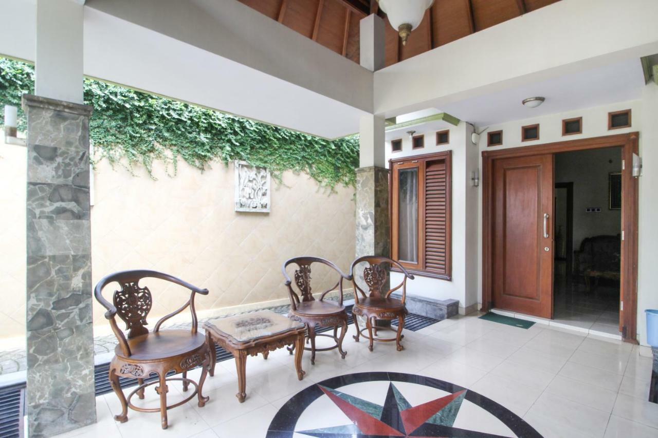 Reddoorz Plus @ Tegal Panggung Yogyakarta Exteriör bild