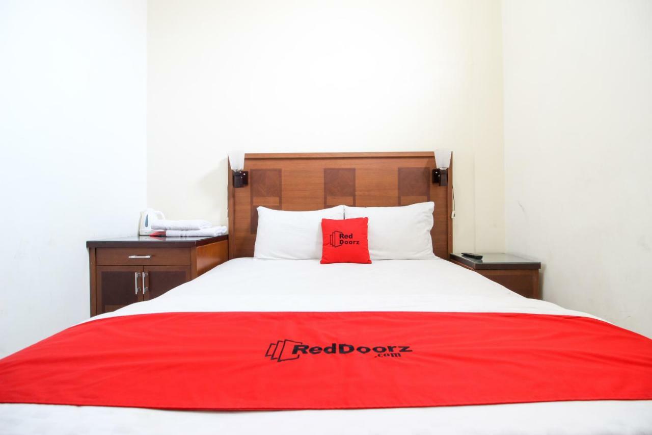 Reddoorz Plus @ Tegal Panggung Yogyakarta Exteriör bild